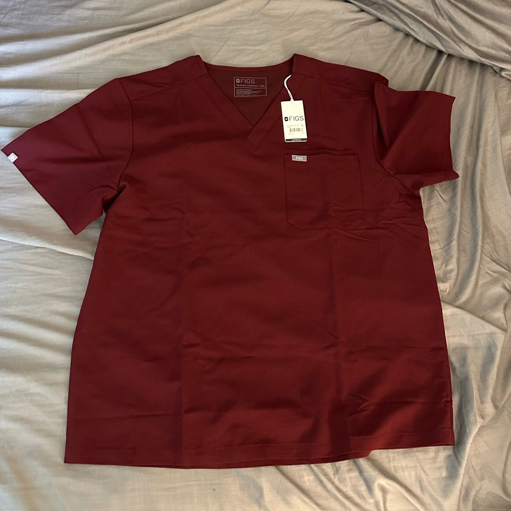 FIGS Men’s Burgundy Scrub Set 2XL